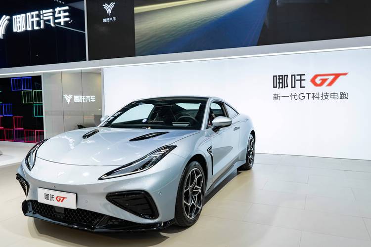 佛山三水区维驰祥企业管理咨询哪吒汽车在智能汽车领域的表现，领途汽车在新能源汽车市场中的影响力